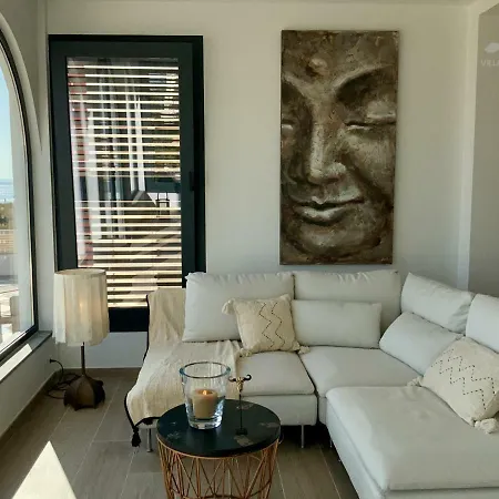 Rosita Villa